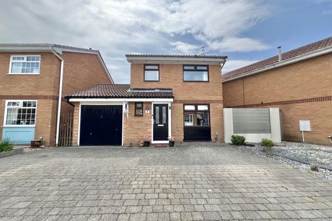 Fieldfare Close, Thornton FY5 3 bed detached house for sale