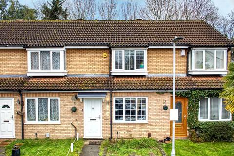 Beeston Drive, Cheshunt, EN8 2 bed detached house for sale