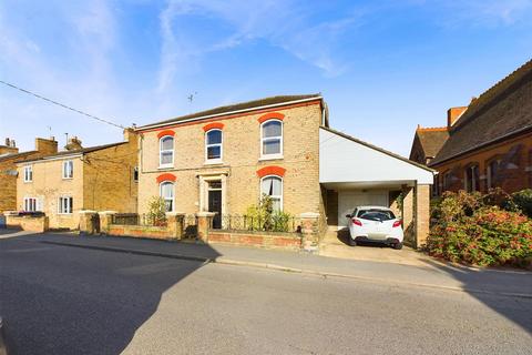 Hamilton Road, Alford LN13 4 bed detached house for sale