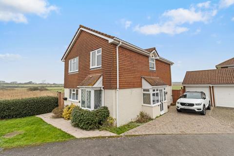 Brendon Close, Eastbourne BN23 4 bed detached house for sale