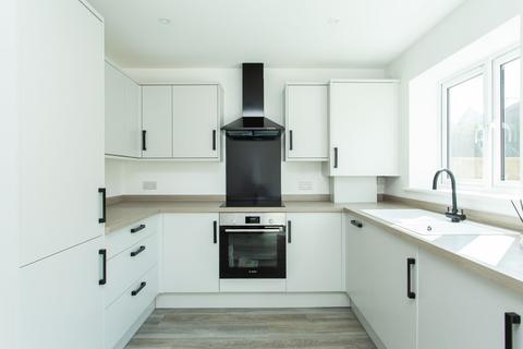 Primrose Road, Dover, Kent, CT17 3 bed terraced house for sale