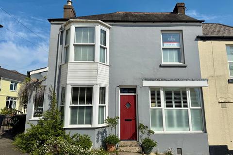 The Square, GUNNISLAKE PL18 3 bed end of terrace house for sale