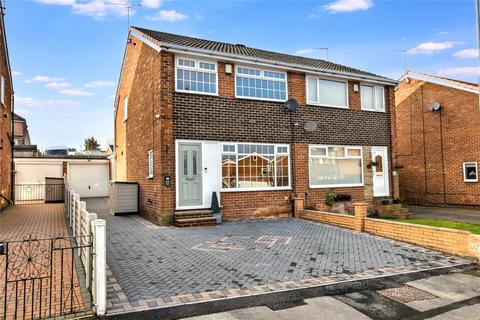 Swinnow Gardens, Leeds, West Yorkshire 3 bed semi