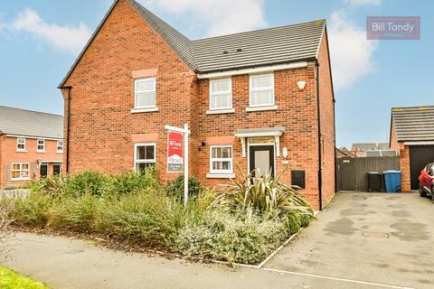 Marshall Road, Lichfield, WS13 2 bed semi