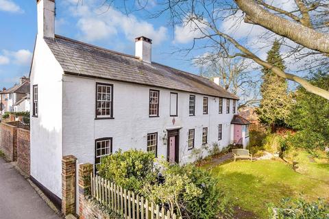 Gore Road, Eastry, Sandwich, Kent 5 bed detached house for sale