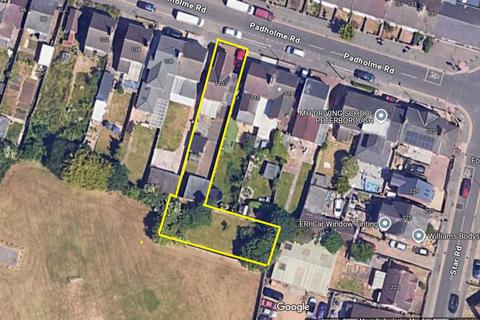 Padholme Road, Eastfield... 3 bed detached house for sale