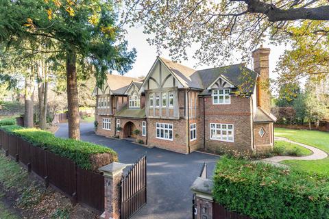 Leigh Hill Road, Cobham, Surrey, KT11 6 bed detached house for sale