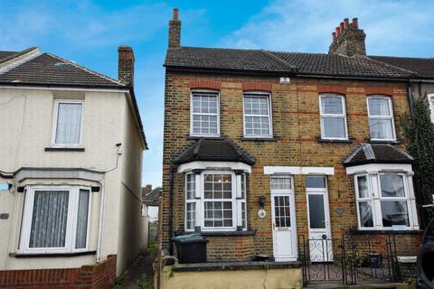 Dover Road, Northfleet, Gravesend 2 bed end of terrace house for sale