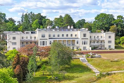 Swan Green, Emery Down, Lyndhurst, SO43 3 bed apartment for sale