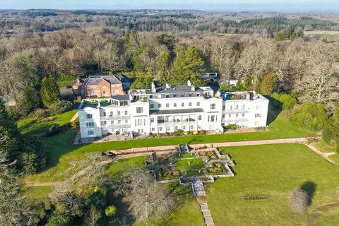 Swan Green, Emery Down, Lyndhurst, SO43 2 bed apartment for sale