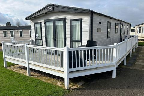 Butt Lane, Great Yarmouth NR31 3 bed mobile home for sale
