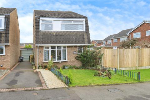 Edward Road, Staffordshire WV6 3 bed detached house for sale