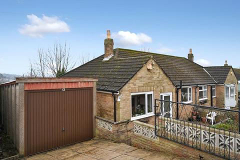 2 bedroom semi-detached bungalow for sale