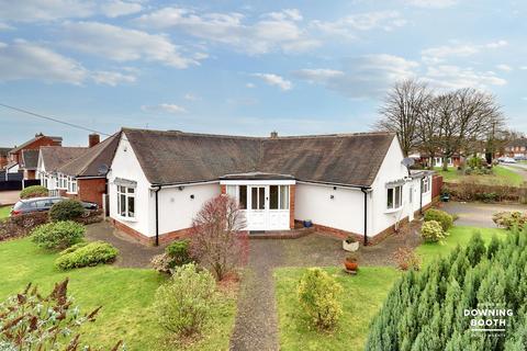 Lancaster Avenue, Walsall WS9 3 bed detached bungalow for sale