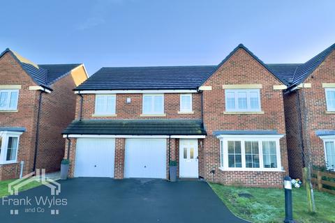 Meadowfield Drive, Warton, Lancashire 5 bed detached house for sale