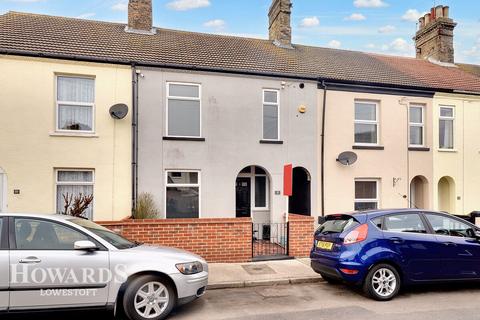 St Leonards Road, Lowestoft 3 bed terraced house for sale