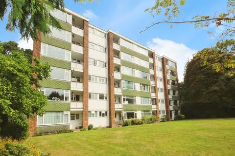 Lindsay Road, BRANKSOME PARK, BH13 2 bed apartment for sale