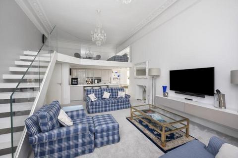 Eaton Gardens, Hove 3 bed flat for sale