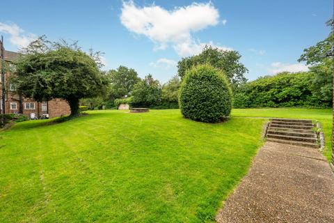 Kings Drive, Wembley Park, Wembley, HA9 3 bed flat for sale