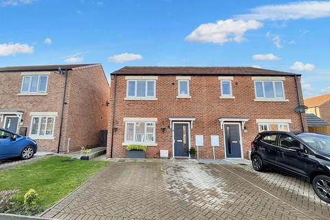 Oakfield Gardens, Peterlee, Durham... 3 bed semi