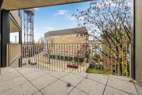 Dockley Road London SE16 1 bed apartment for sale
