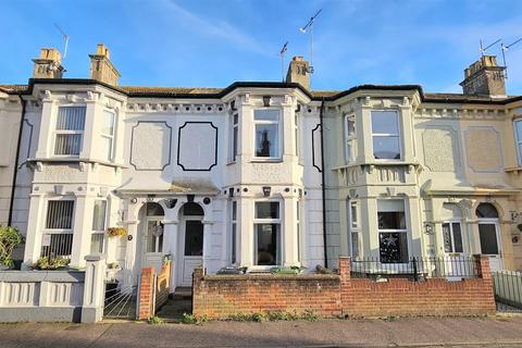 Nelson Road, Gorleston 3 bed terraced house for sale