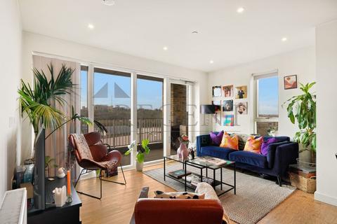 Alington House, Mary Neuner Road, N8 2 bed apartment for sale