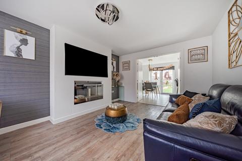 Olley Crescent, Oxfordshire OX29 4 bed detached house for sale
