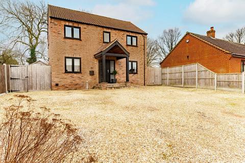 Jessopp Close, Scarning 4 bed detached house for sale