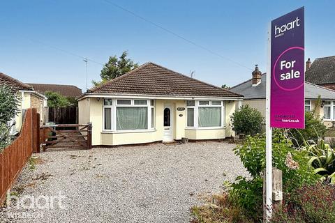 High Road, Wisbech St Mary 3 bed detached bungalow for sale