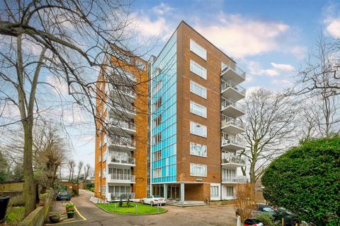 New Wanstead, Wanstead 2 bed apartment for sale