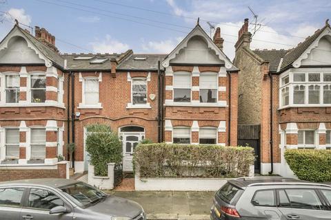 Cleveland Avenue, London W4 4 bed terraced house for sale