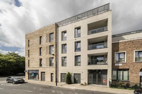 Greenside Road, London W12 1 bed flat for sale