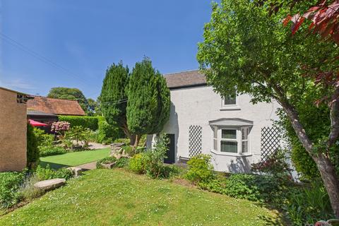 Mill Street, Cheltenham GL52 3 bed detached house for sale