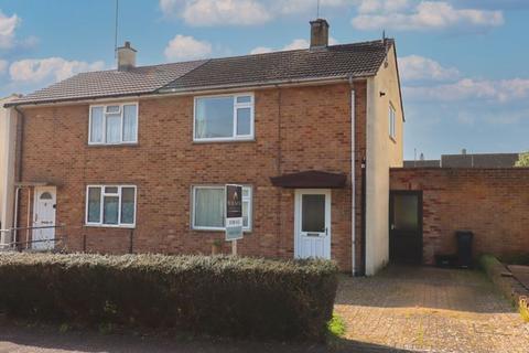 Fairfield Road, Taunton TA2 3 bed semi