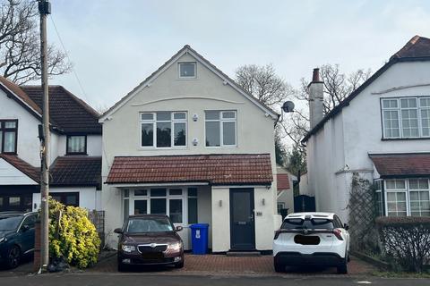 Eastcote Road, Pinner, HA5 2 bed apartment for sale