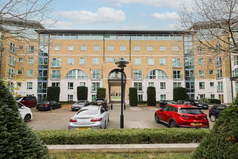 Hopton Road, Royal Arsenal SE18 3 bed apartment for sale