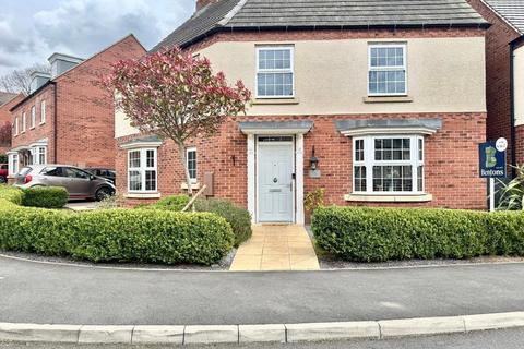 Bluebell Way, Coalville, Leicestershire 4 bed detached house for sale