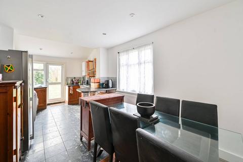Lordship Lane, East Dulwich, London... 4 bed semi