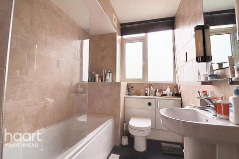 Ray Mead Road, Maidenhead 2 bed apartment for sale