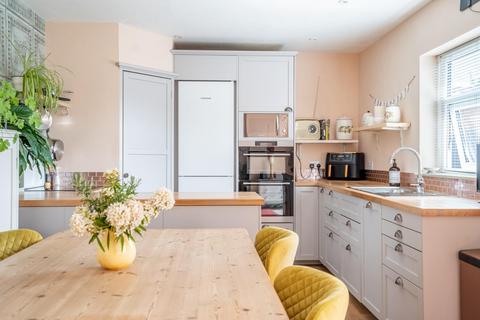 Greenside Walk, Dunnington, York 2 bed detached bungalow for sale