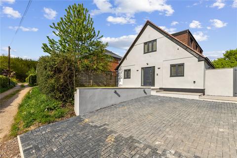 Sandy Lane, Chobham, Surrey, GU24 5 bed detached house for sale