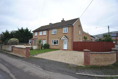 South Close, Draycott, BS27 3 bed semi