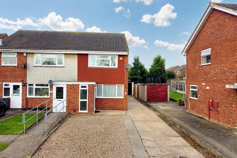 2 bedroom semi-detached house for sale