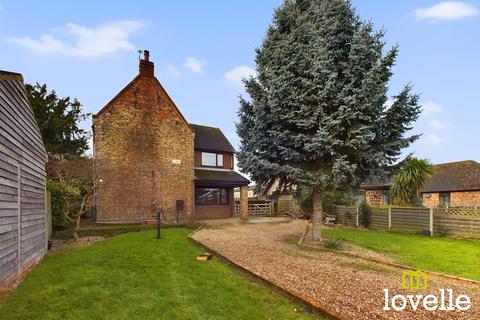 Sandholme Road, East Riding of... 3 bed detached house for sale