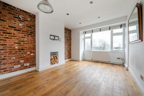 Barham Court, Lullington Garth... 1 bed flat for sale