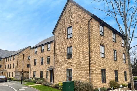 Chaddington Strand, Swindon SN1 2 bed flat for sale