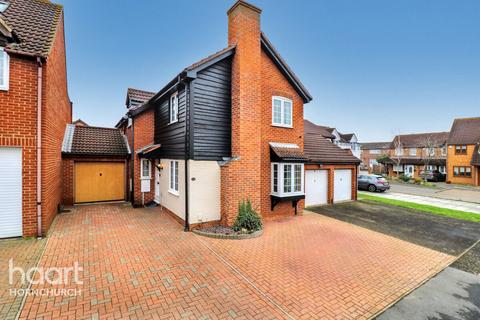 Guardian Close, HORNCHURCH 4 bed detached house for sale