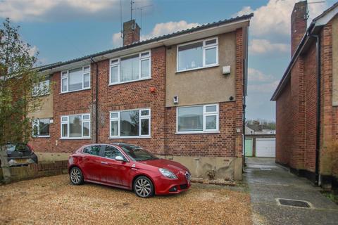 Cromwell Road, Warley, Brentwood 2 bed maisonette for sale