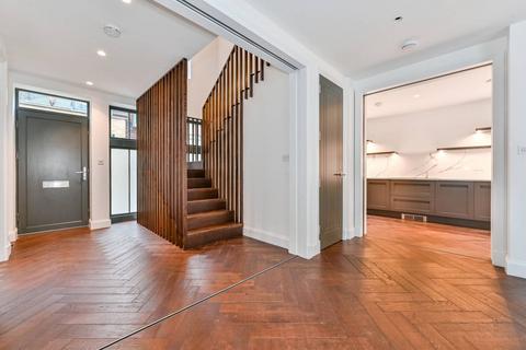 Camden Mews, Camden, London, NW1 4 bed mews for sale